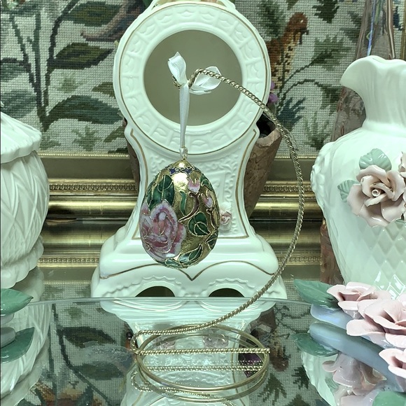 Decorated EGG ornament - Picture 2 of 5